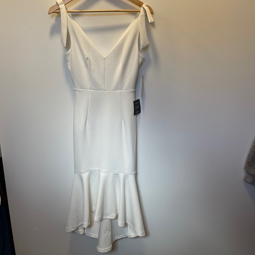 White Lulus dress